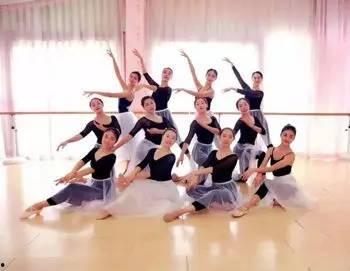 成人舞蹈课堂热身视频,成人舞蹈课堂热身视频全解析